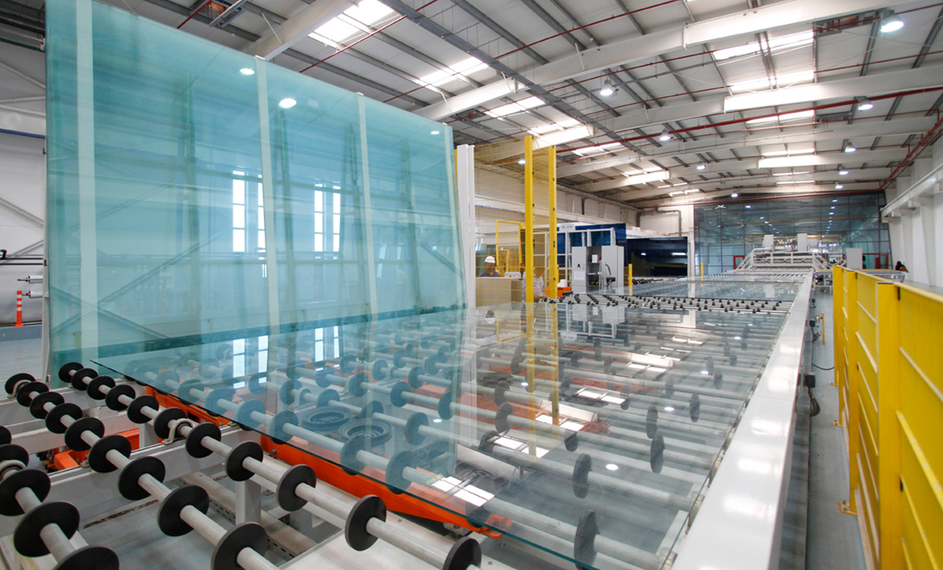 vacuum pump for glass handling